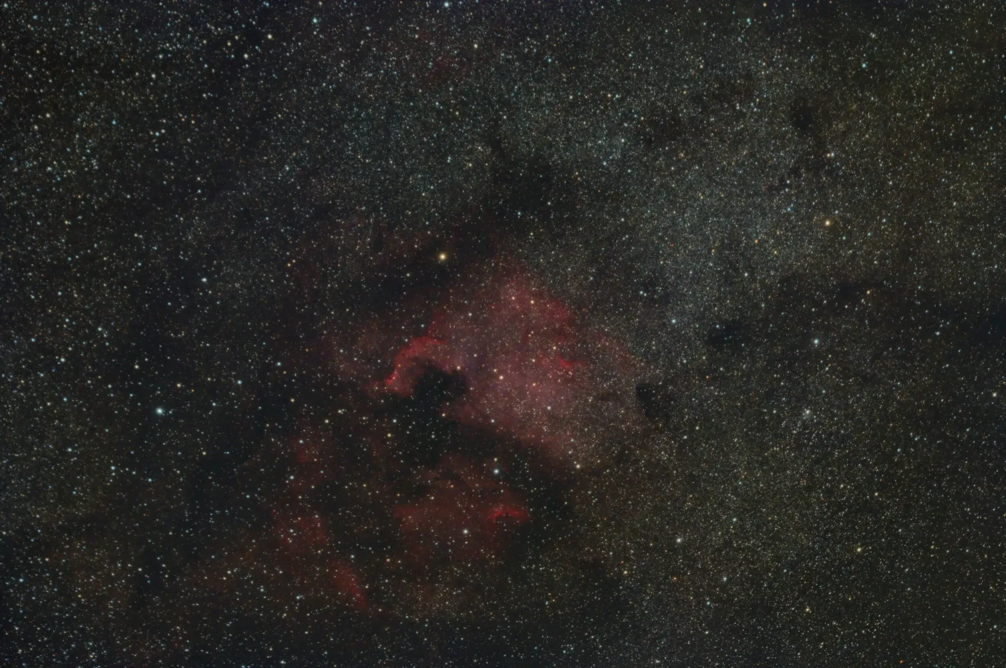 NGC 7000 shot with the Askar FMA135 and ZWO ASI2600MC-Pro camera.